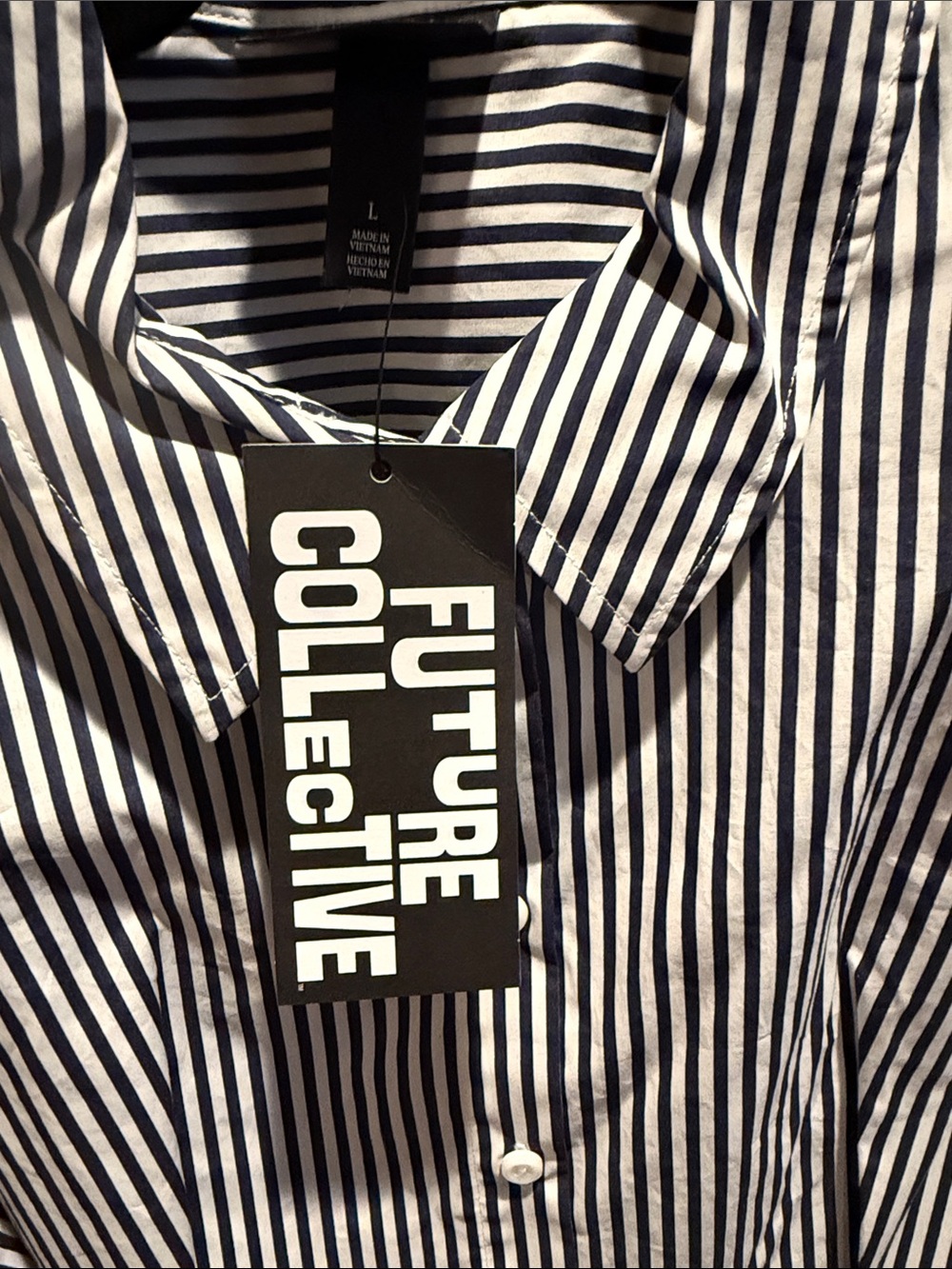 Tailored blue & White Pinstripe Button-Down Shirt new with tags barrel sleeve - Picture 3 of 4